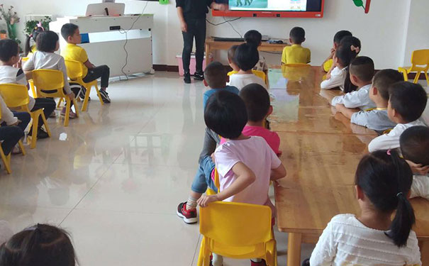 沈阳幼师学校_幼师专业(中专班)
