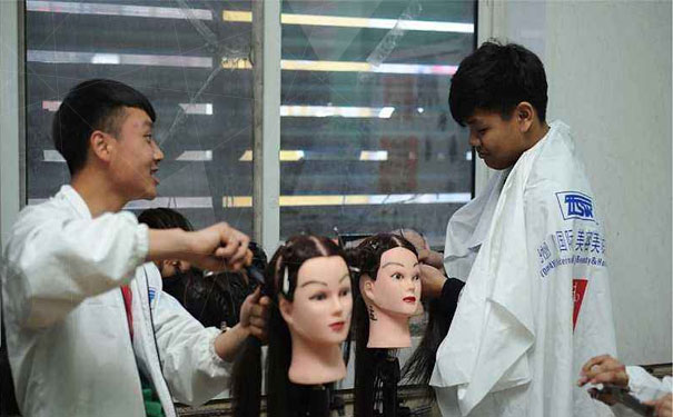 沈阳统丽美容美发培训学校