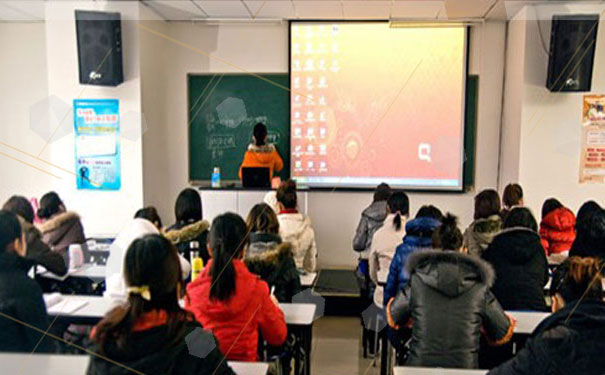 百色恒企会计培训学校