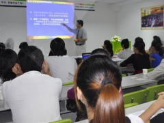 �����л����ѵ���ĸ���_��ַ_�绰_΢��/