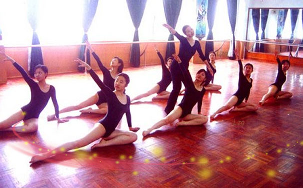 沈阳师联幼师学校