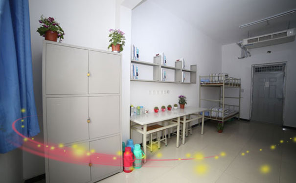 济宁美开乐技校管住吗