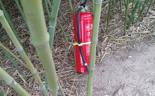 ����һ����������ʦ��ѵ���ĸ���_����Ǯ_��ַ�绰΢��