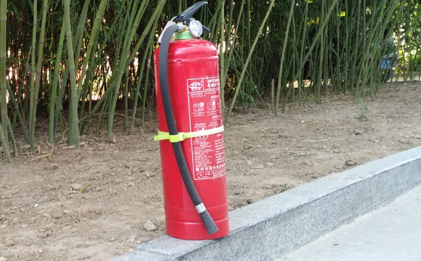 �ൺһ����������ʦ��ѵ���ĸ���_����Ǯ_��ַ�绰΢��