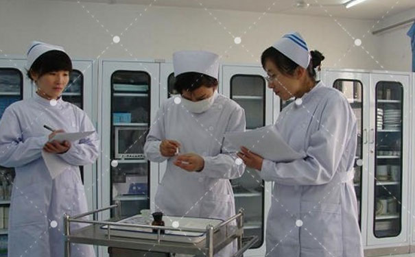 石家庄高护专业学校哪家好?在哪里?
