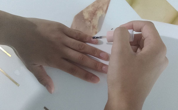 烟台美甲培训学校_美甲培训速成班