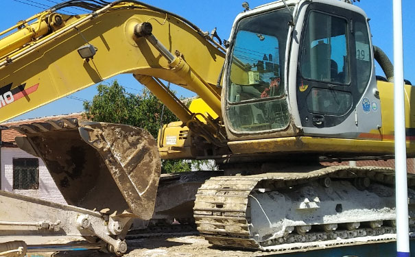 ���Ͽ����ھ����ѵѧУ