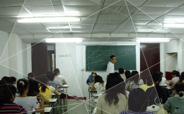 ��������ѵѧУ