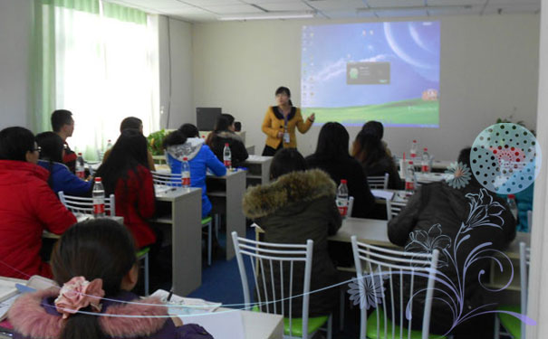 �ʺͻ����ѵ