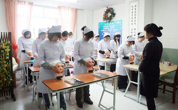 ����������������������ѵѧУ