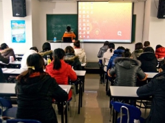 �����ʺͻ����ѵѧУ_��Ƴ���ְ����ѵ��/