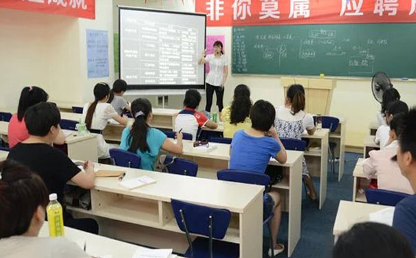 沧州仁和会计培训学校学费多少