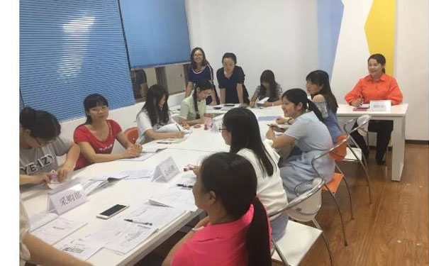 �ϲ���������ѵ_����м�ְ����ѵ��