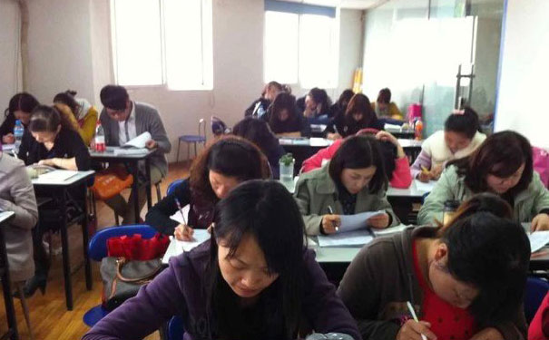 潜江仁和会计培训学校