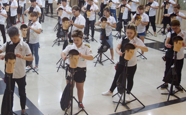 ��������������У