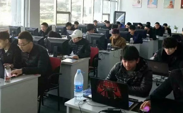 潍坊渤海数控培训学校