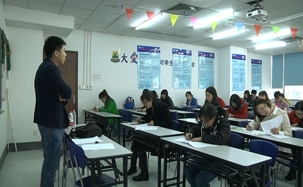 ���ݻ����ѵ�����ѧ�Ѷ��٣�