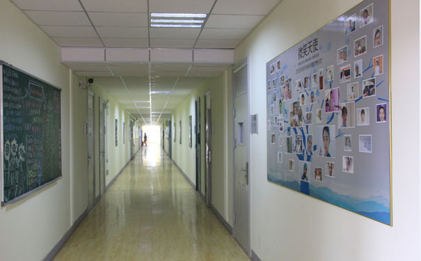 北京涉外护理学院