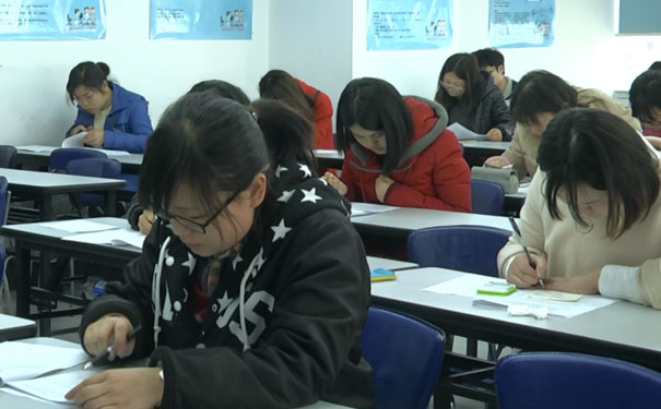 �ɶ���ţ���ʺͻ����ѵѧУ