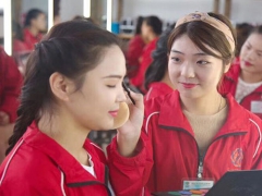 ������ױʦ��ѵ��۸�_��������_ѧУ��ַ/