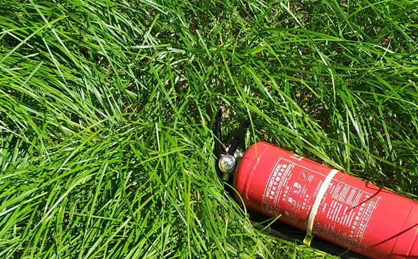 ����һ����������ʦ��ѵ���ĸ���_����Ǯ_��ַ�绰΢��