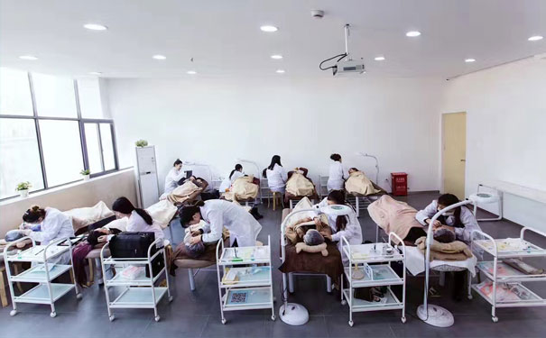 �人ѧ����ȥ���