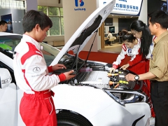 ������������ѧУ_�����繤��ѵ��/