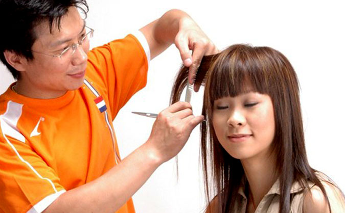 ����������ѵѧУ�ļҺ� - ѧ�Ѷ���Ǯ