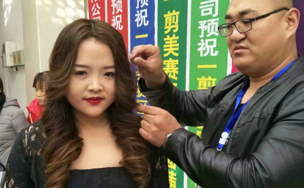 夏津美发培训学校哪家好 - 学费多少钱