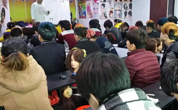 武城美发培训学校哪家好 - 学费多少钱