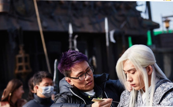 ���������ѵѧУ�ļҺ� - ѧ�Ѷ���Ǯ   ���������