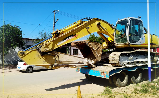 �ױ��ھ����ѵѧУ�ļҺ� - ѧ�Ѷ���Ǯ