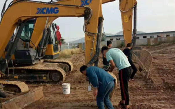 巴中挖掘机培训学校哪家好 - 学费多少钱 巴中挖掘机培训学校哪家好 - 学费多少钱
