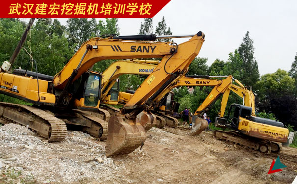 黄石挖掘机培训学校哪家好 - 学费多少钱 黄石挖掘机培训学校哪家好 - 学费多少钱