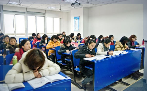 武汉零基础学会计怎么学?好学吗?多少钱?