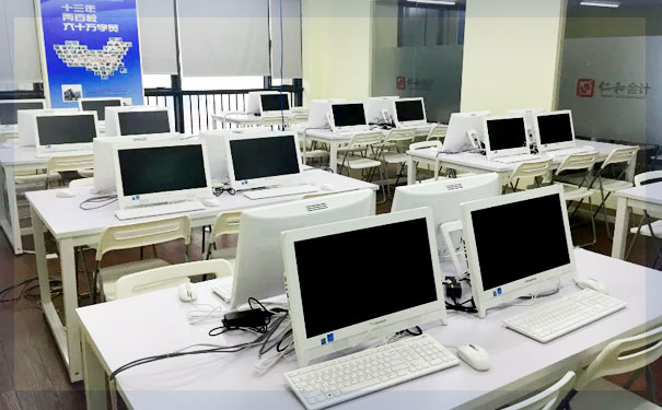 ֦�������ѧ�����ôѧ����ѧ�𣿶���Ǯ��