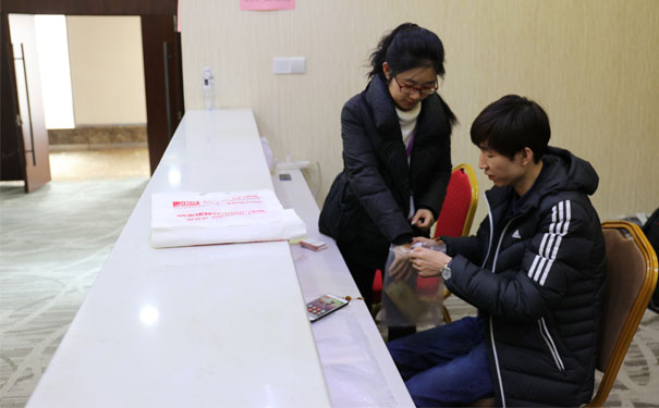 �������������������ʦ��ѵ�ļҺ�-����-��ַ-�绰