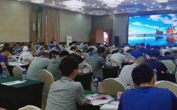 ��彡������ʦ��ѵ�ļҺ�-����-��ַ-�绰