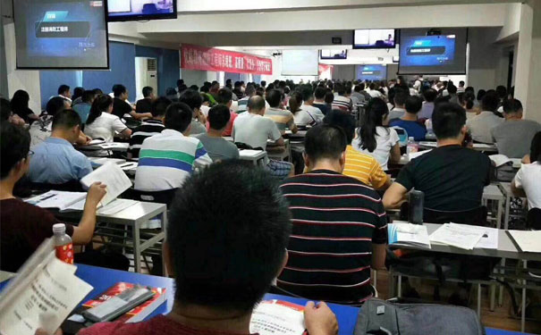 ���ǽ�������ʦ��ѵ�ļҺ�-����-��ַ-�绰