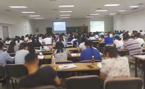 ��ͨ��������ʦ��ѵ�ļҺ�-����-��ַ-�绰