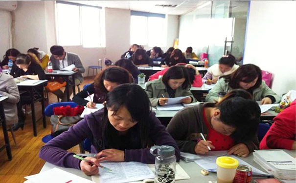 樊城零基础学会计怎么学?好学吗?多少钱?