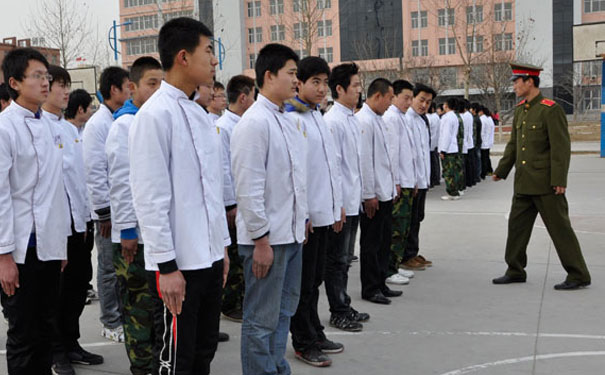 高阳厨师培训学校哪家好-学费多少钱-学多久