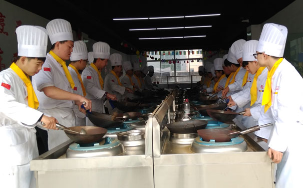 杭州厨师培训学校哪家好-学费多少钱-学多久