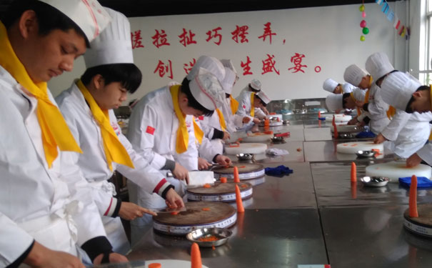 杭州下城区厨师培训学校哪家好-学费多少钱-学多久