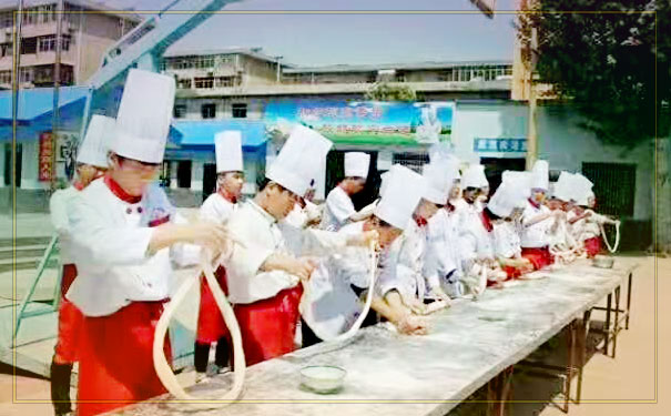 大荔厨师培训学校哪家好-学费多少钱-学多久