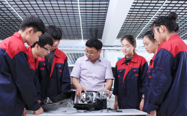 ��īѧ�����ļҺ� - Ҫ��� - ����Ǯ