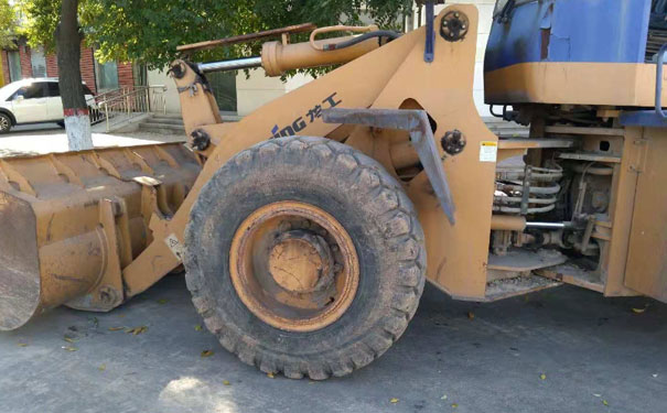 ��ʩװ�ػ���ѵѧУ�ĸ��� - ��ʩ������ѵ�����Ǯ