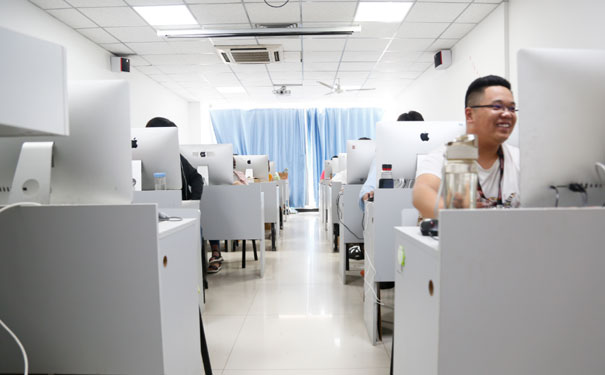 �Ͼ�UI�����ѵѧУ�ĸ��� - ѧ�Ѷ���Ǯ - ��ַ