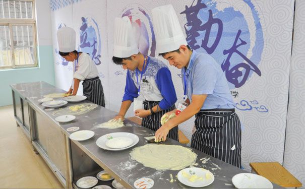 黄岛蛋糕培训学校哪里好 - 学费 - 地址