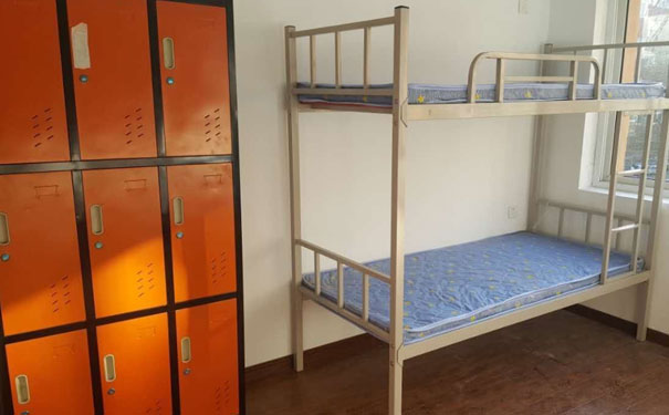 ����ͳ��ѧУ����ͼƬ